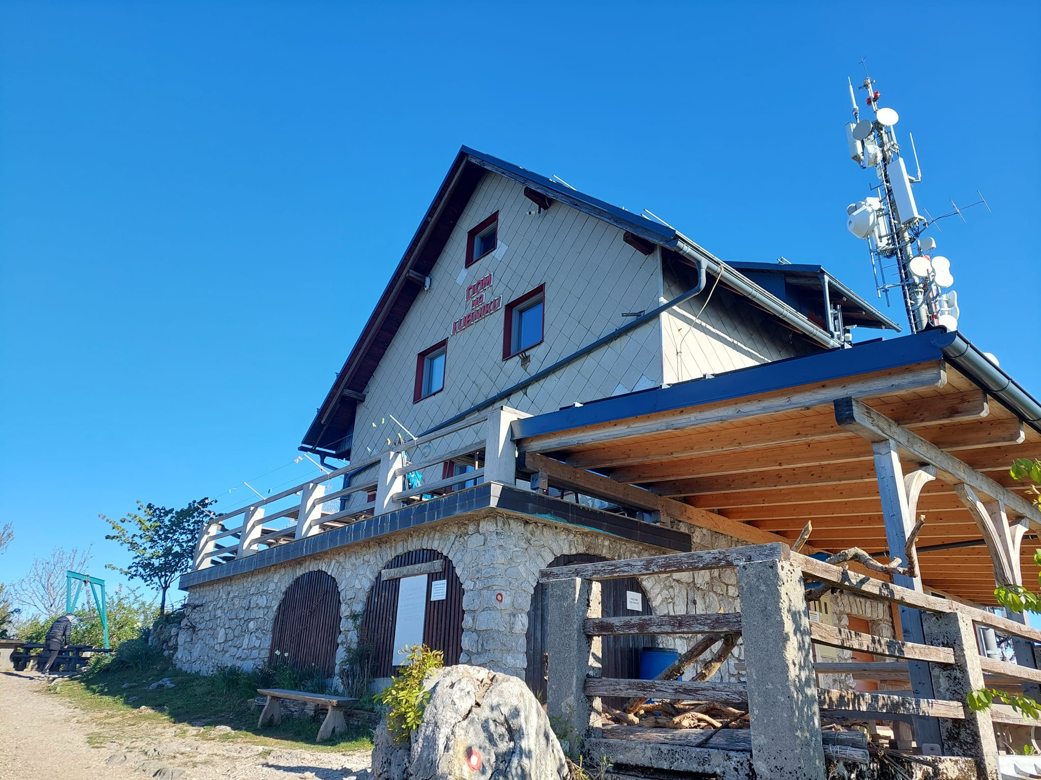Obnova doma na Lubniku in izgradnja čistilne naprave